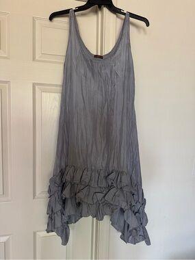 NWOT WRAP London blu gray A'reve ruffled chiffon mini dress with a high low hem